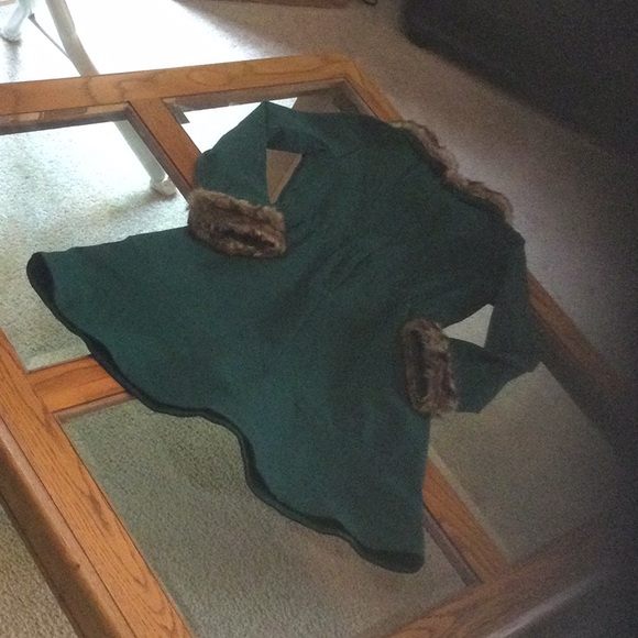 Green Coat with Faux Fur Trim - Picture 4 of 4